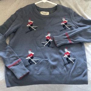 Abercrombie & Fitch blue sweater